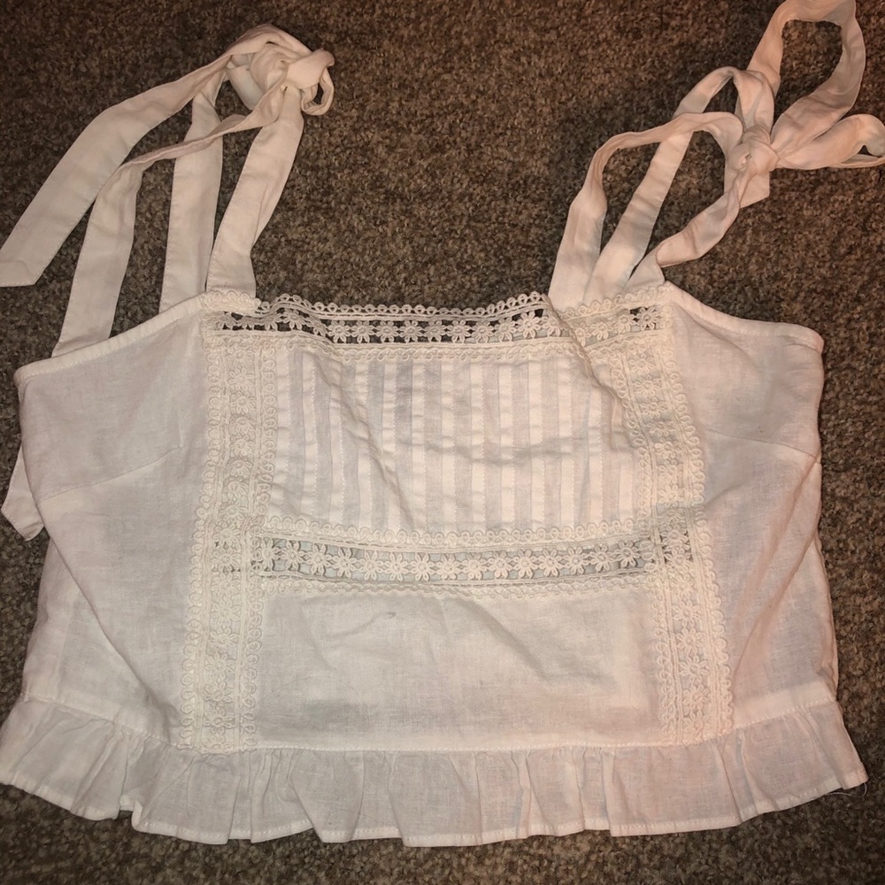 Forever 21 blouse/crop - M